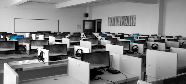 Customer support center